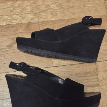 HOGL PLATFORME SANDALE S OTVORENIM PRSTIMA I PETOM