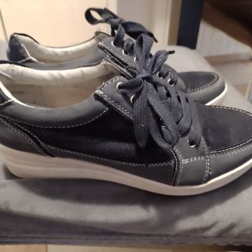 J&F kožne cipele kvalitetne i ugodne