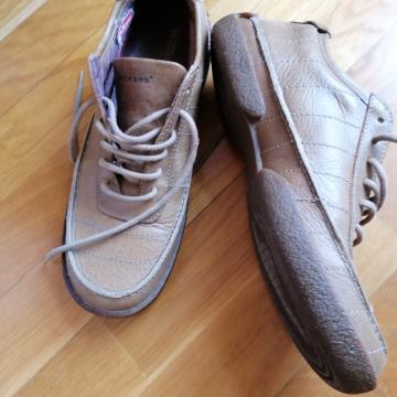 Kožne cipele Kickers 41