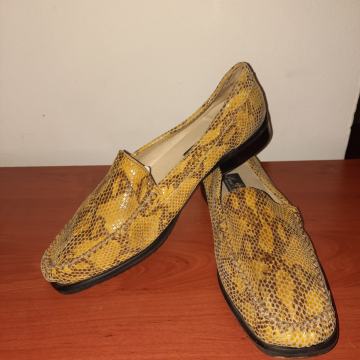 Kožne mokasinke vel.40