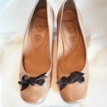 kožne salonke, "nude", boje pudera, vel 40 (39.5)