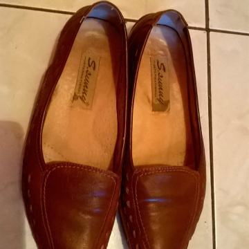 KOŽNE SMEĐE MOKASINE - VEL.38