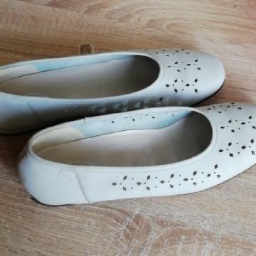 Kožne ženske cipele