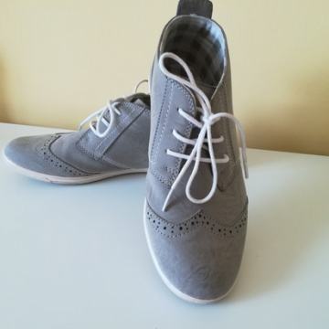 Lagane cipele u sivoj boji br. 39 POKLON uz kupovinu