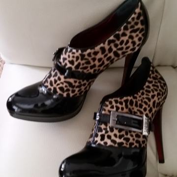 LORIBLU KOŽNE CIPELEI! WOW! %%ODLIČNA PRILIKA DRAGI LJUDI! NOVE SKROZ!