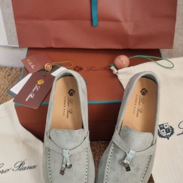 nove Loro Piana mokasinke Br 41