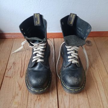 MARTE DR. MARTENS - ŽENSKE KOŽNE CIPELE 37 / METALNA KAPICA