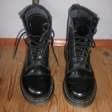 MARTE DR MARTENS - ŽENSKE KOŽNE CIPELE / ČIZME 38