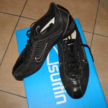 NIKe tenisice_br.36,5