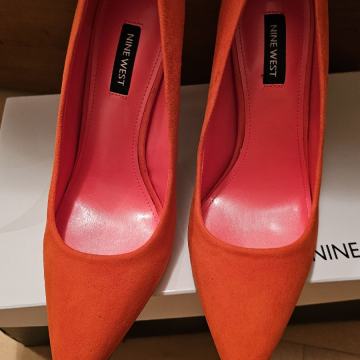 Nine West