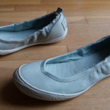 Palladium kozne cipele br 37