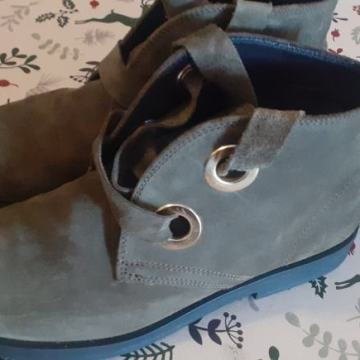 Planika br.36.5 kvalitetne kožne cipele s gumenim đonom