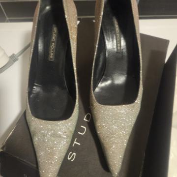 POLLINI SREBRNE CIPELE - 30 EURA