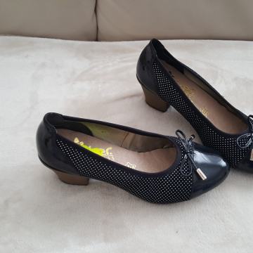 RIEKER kozne cipele br 37