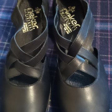 RIEKER polusandale br 42 NOVO