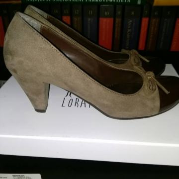 Salonke, smeđe, broj 37, NOVO!