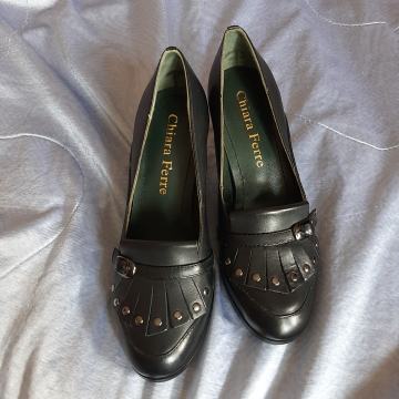 Nove salonke Chiara Ferre