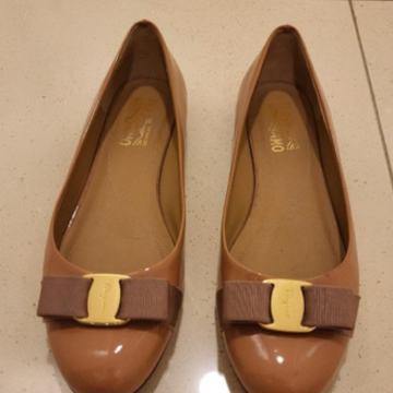 Salvatore Ferragamo balerinke 41