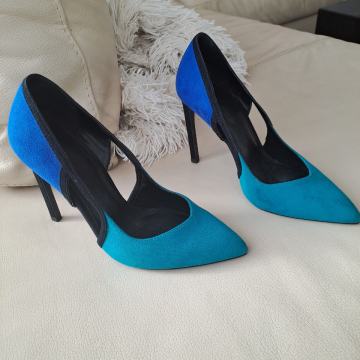 Štikle 36 Bershka NOVO