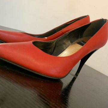 Štikle cipele sandale natikače coketare postole 35