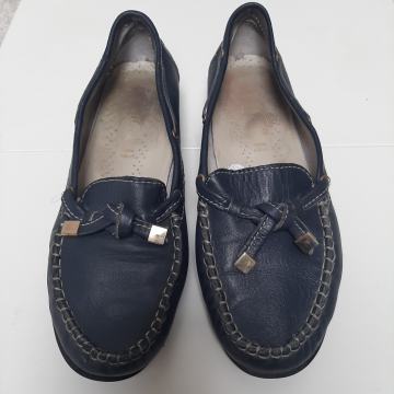 Tamno plave kožne mokasinke loaferice 38