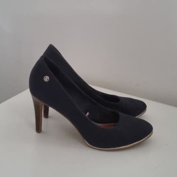 TOMMY HILFIGER TRAPER CIPELE ŠTIKLE br.38