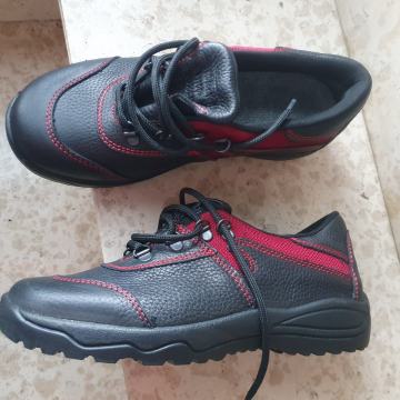 VIKO kozne radne cipele br 39