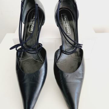 Kompletno kožne tamno plave salonke Italo Mariani