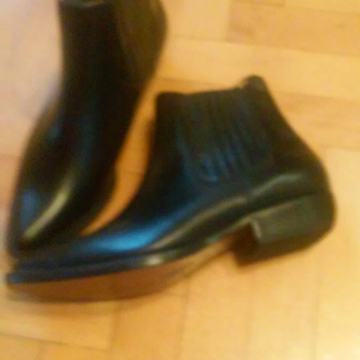 ZENSKE CIPELE BENETON