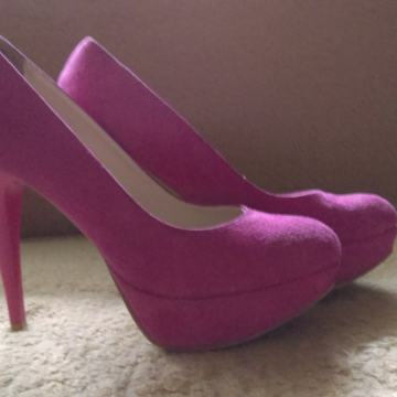 ŽENSKE CIPELE br.38