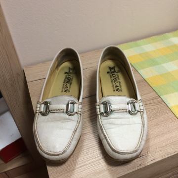 Ženske cipele br. 38