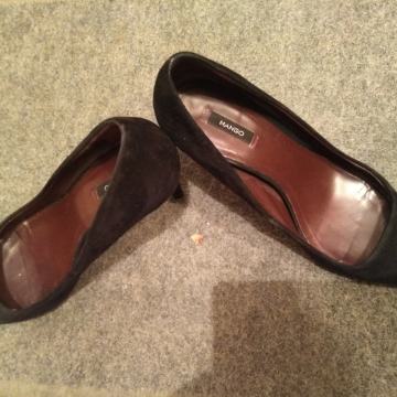 Ženske cipele Mango