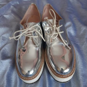 Ženske cipele - oksfordice Zara