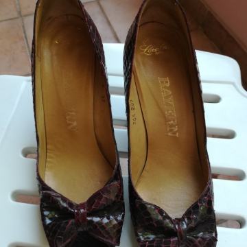 SALONKE OD ZMIJSKE KOŽE