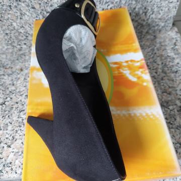 Nove ženske cipele vel. 40