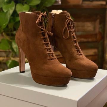 Ženske cipele marke Prada Original.