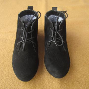 Ženske cpele br. 39 Atmosphere