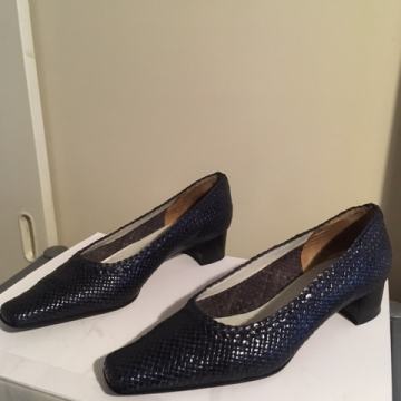 Ženske kožne cipele