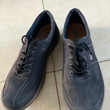 Ženske kožne, tamno plave cipele, br. 39