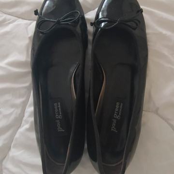 Ženske lakirane balerinke, crne, vel.38