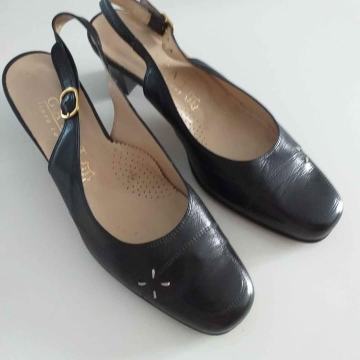 Ženske polucipele br.40 kožne, crne, udobne