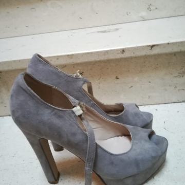 Zenske salonke stikle broj 39