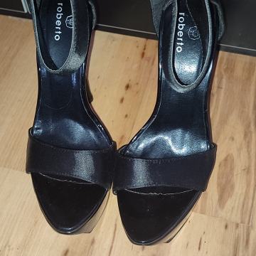 Ženske štikle ( sandale)