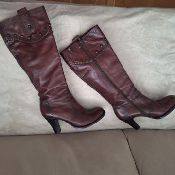 2 PRIMA kozne cizme br 38