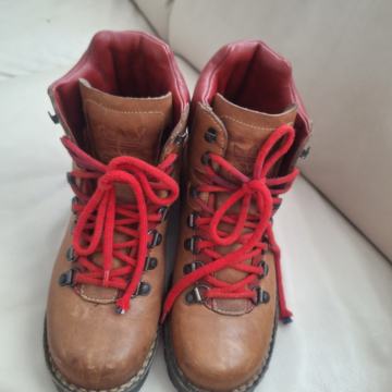 ADIDAS gojzerice br 39