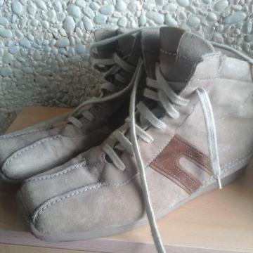 Air step br.38 kvalitetne udobne kožne gležnjače