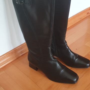 ARA kožne ženske čizmice br.39