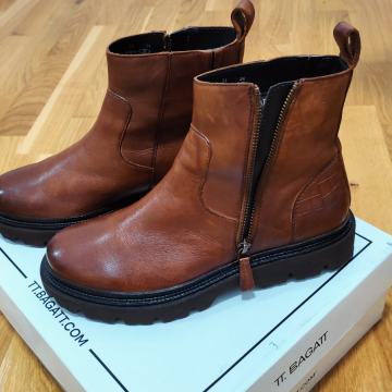 Bagatt
ženska gležnjerica 39