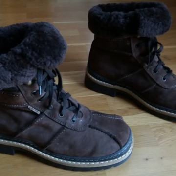 BAMA kozne cizme br 39