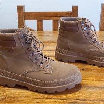 BENCH gležnjače br.41